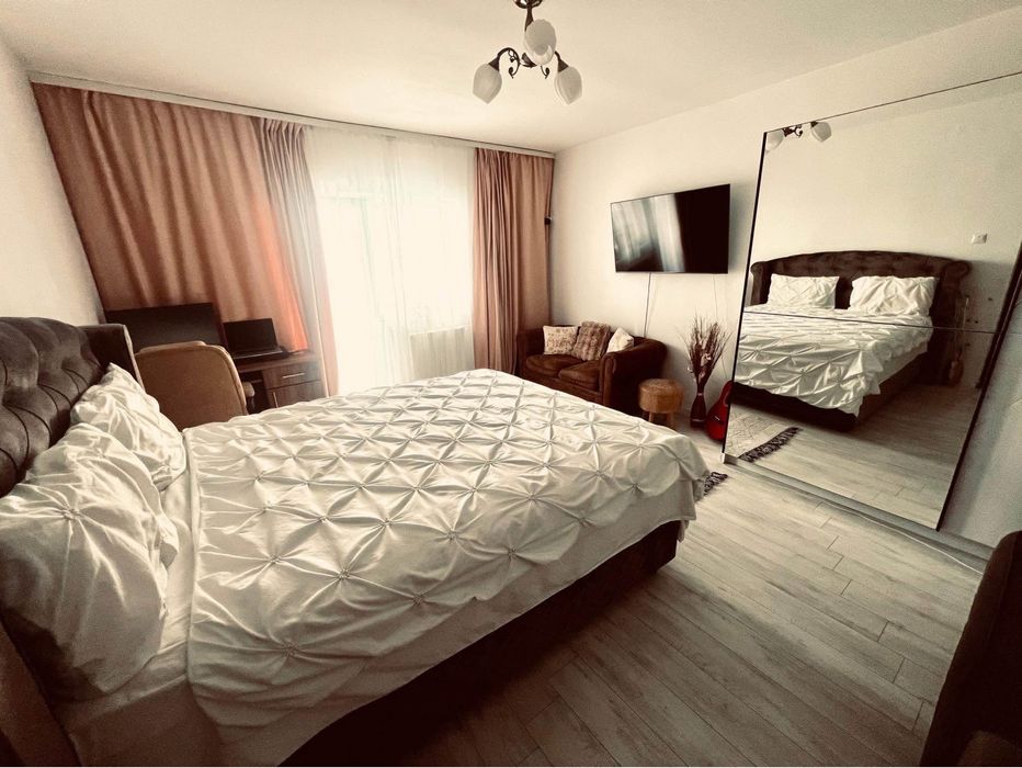 Garsoniera 40 mp Academia Navala