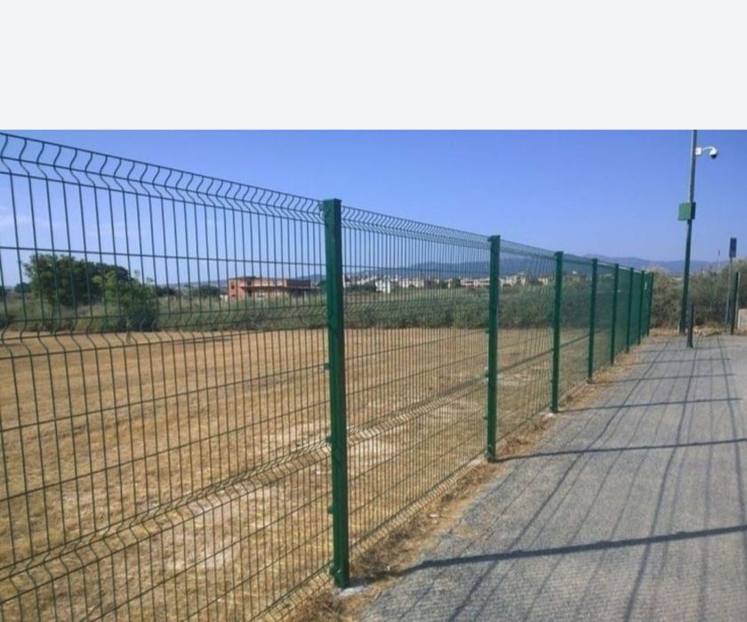 Costruesc garduri la comanda clientului orice model