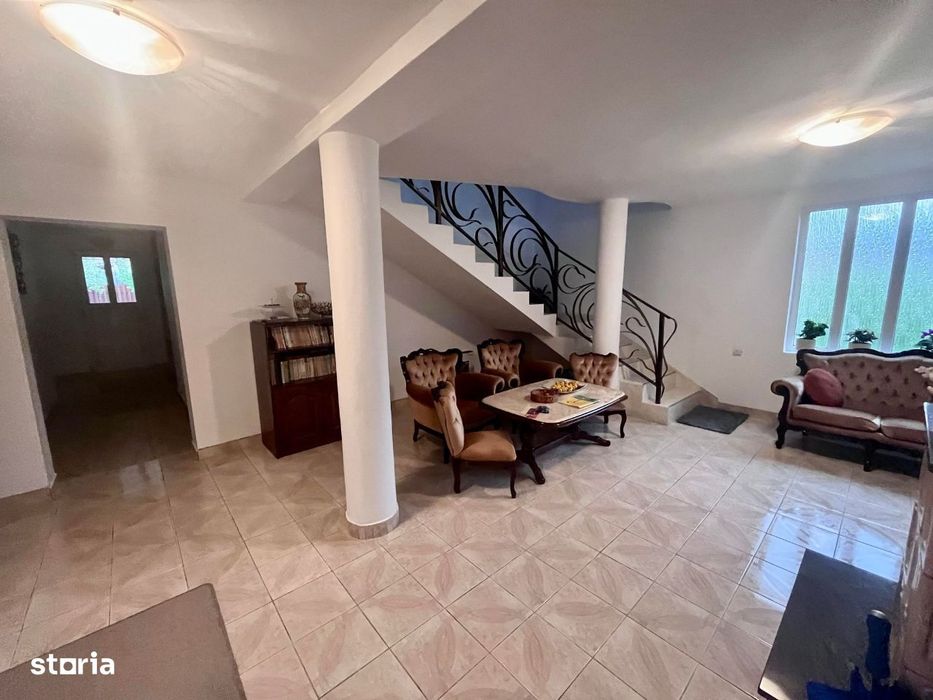 Se vinde casa individuala in cartierul D-va Nord cu toate utilitatile.