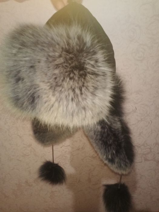 Продам зимнюю шапку