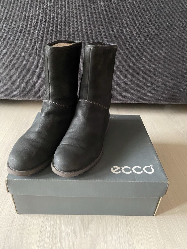 Vand cizme Ecco (38) din piele.