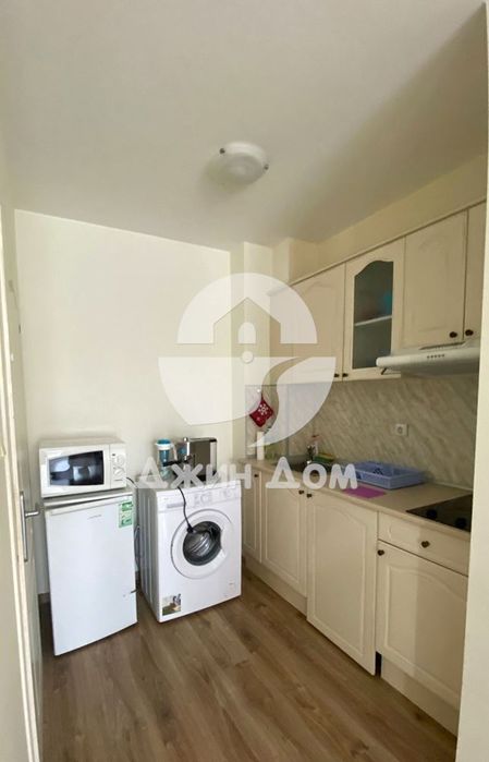 Продава се Двустаен апартамент в к.к. Слънчев бряг - 82 кв.м за 1208 €/кв.м - Снимка #2