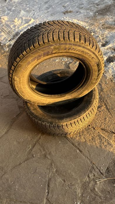 Зимняя резина две штуки почти новые липучка