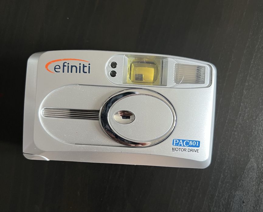 Продаю пленочный фотоаппарат Efiniti 801