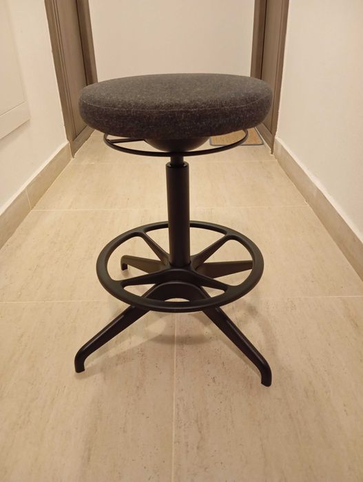 Taburet scaun Ikea Lidkullen - Gunnared gri (rotativ, birou, bar)