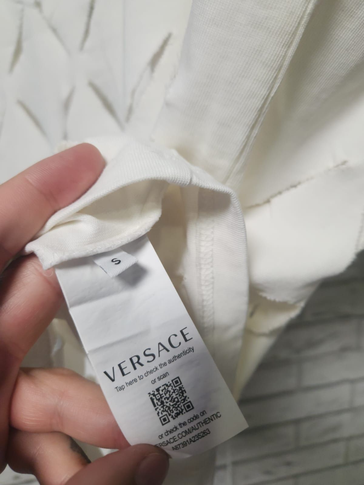 Versace тениски в черно и бяло