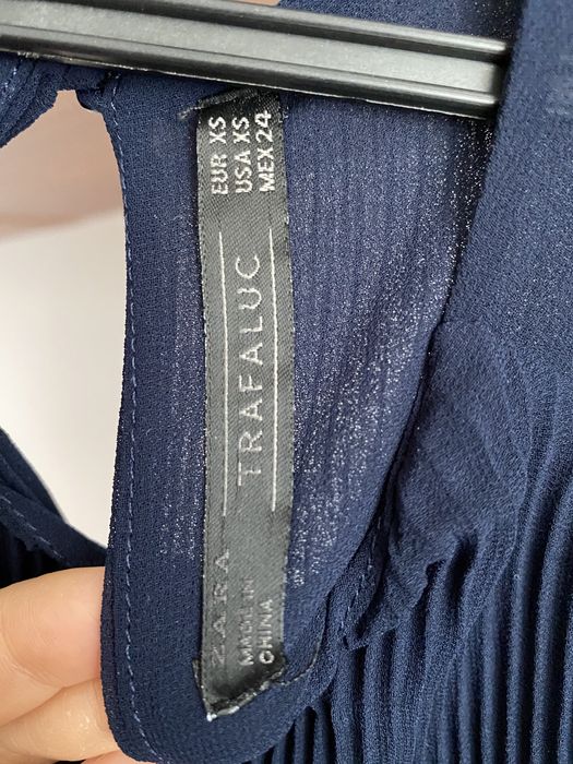 Bluză nouă bleumarin Zara