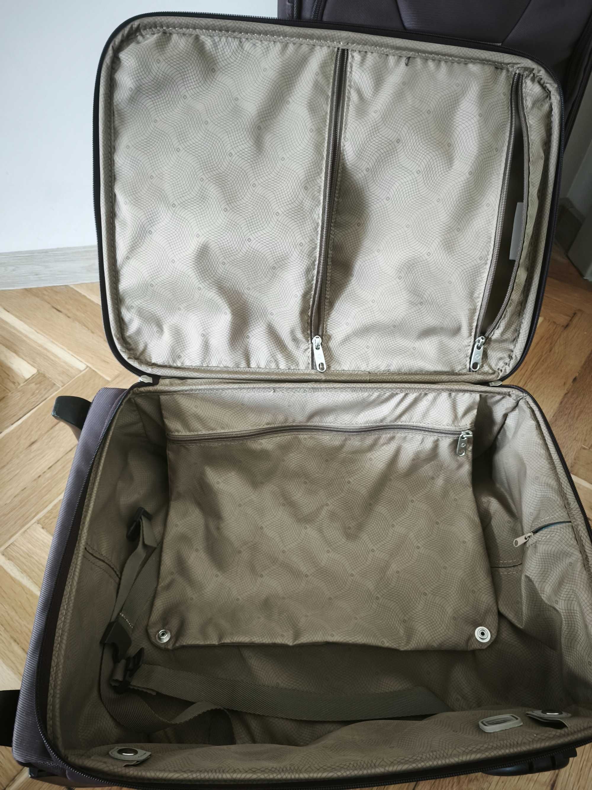 Куфар Samsonite за бизнес пътуване