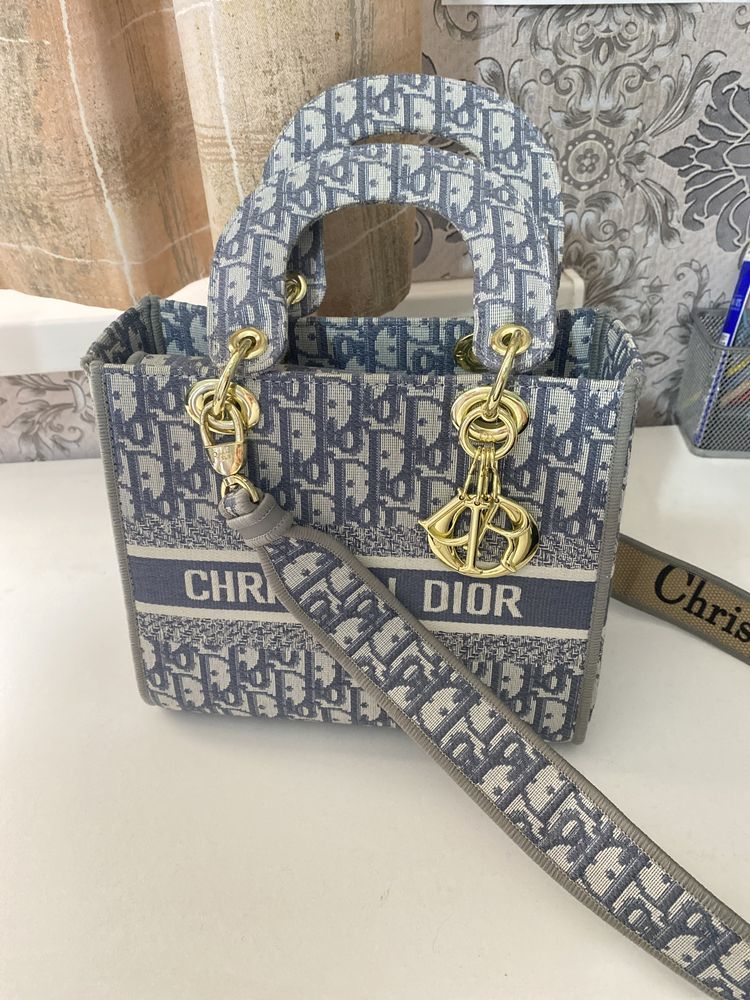 Сумка Dior  новый под оргиналь люкс качество