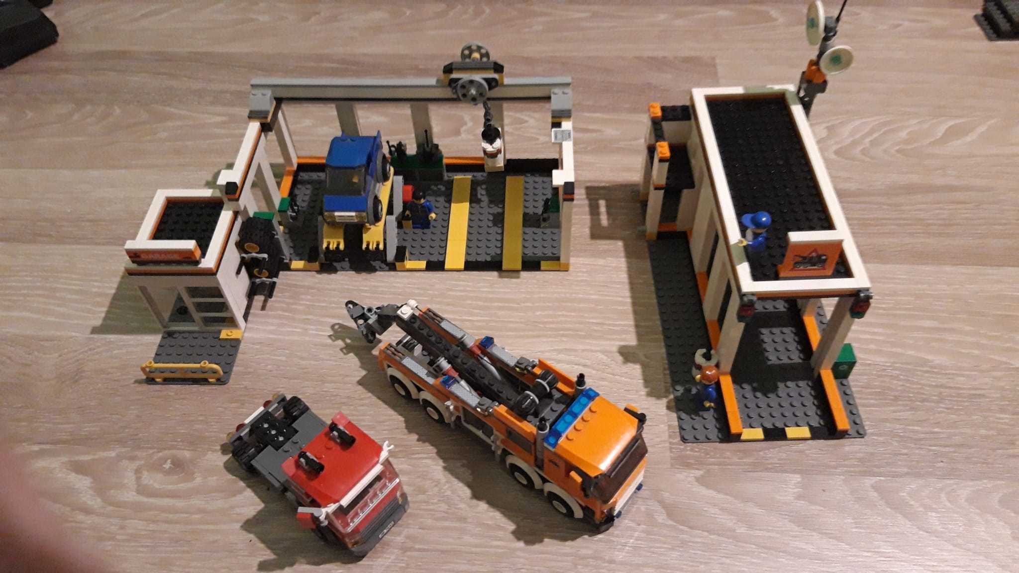 Diverse seturi LEGO originale.
