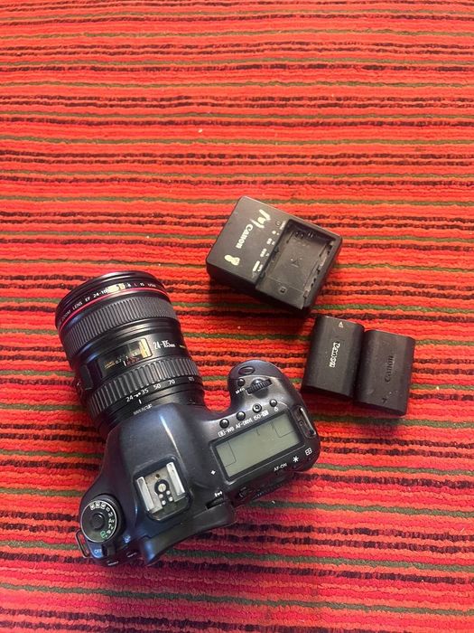 Canon 5D Mark ||| sifat va holati kafolatlanadi Ishonch eng muhumi