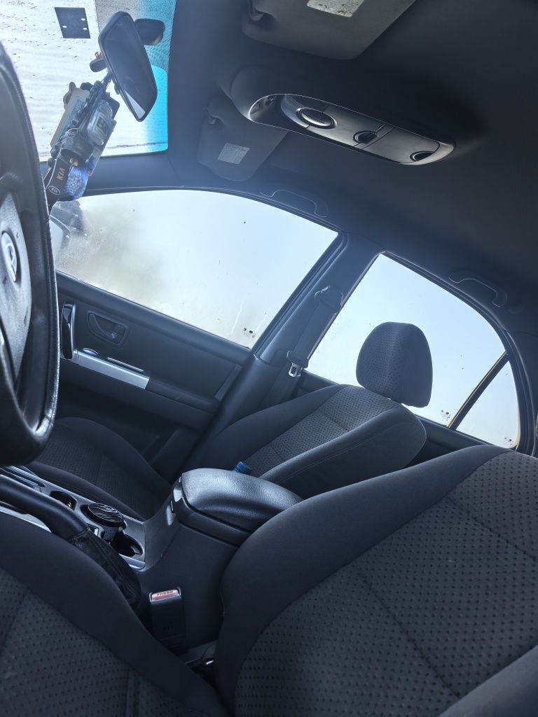 Киа соренто 2.5 дизел 140к.с 2001г