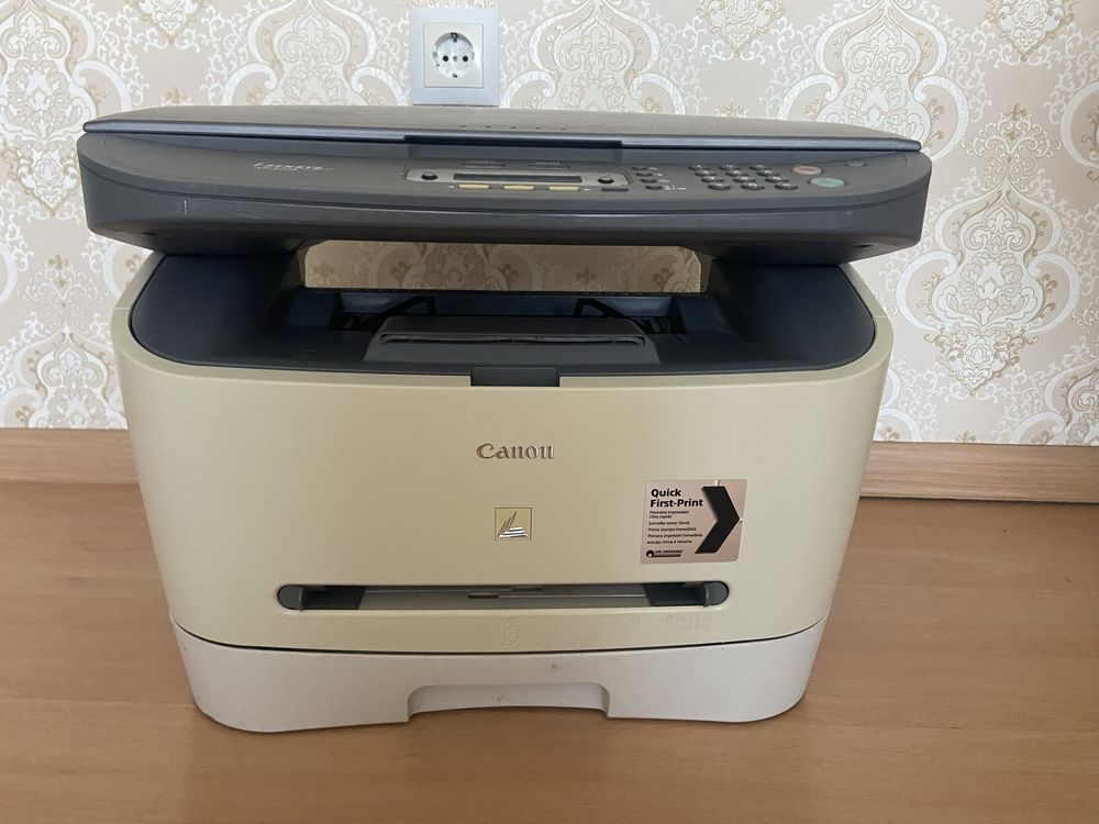 МФУ Canon 3 в 1, рабочий, без картриджа