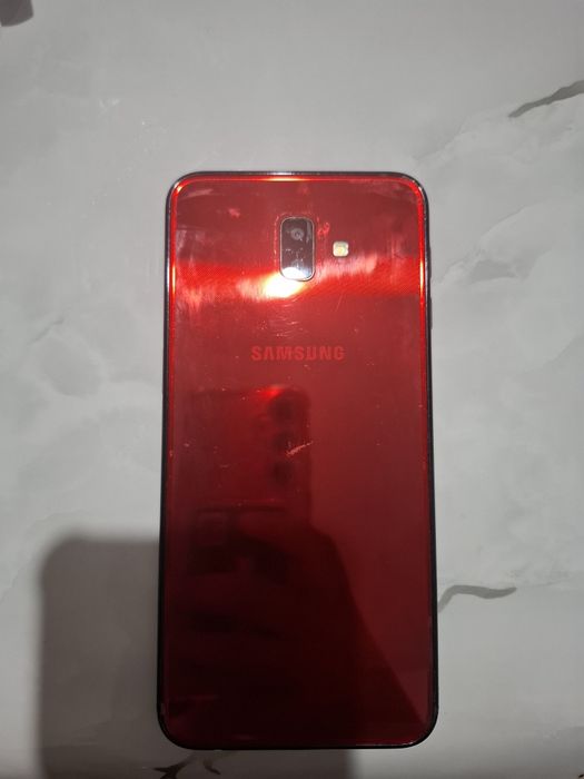 Telefon Samsung J6+