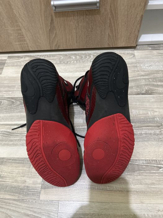 Обувки за бокс Nike hyperko 2 червени.