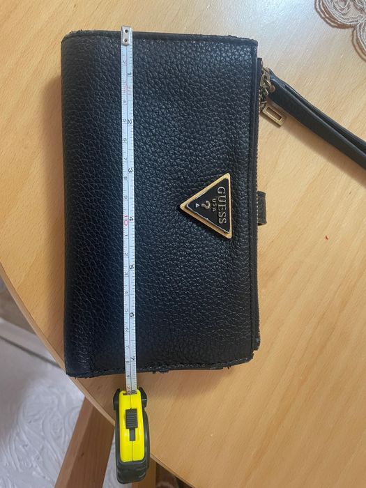 Guess оригинално портмоне