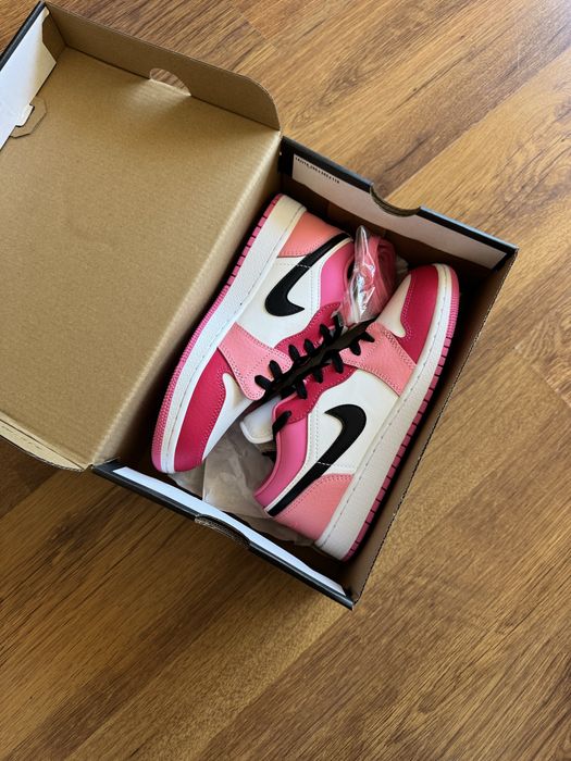 Nike Air Jordan 1 Low Pinksicle дамски обувки маратонки кецове