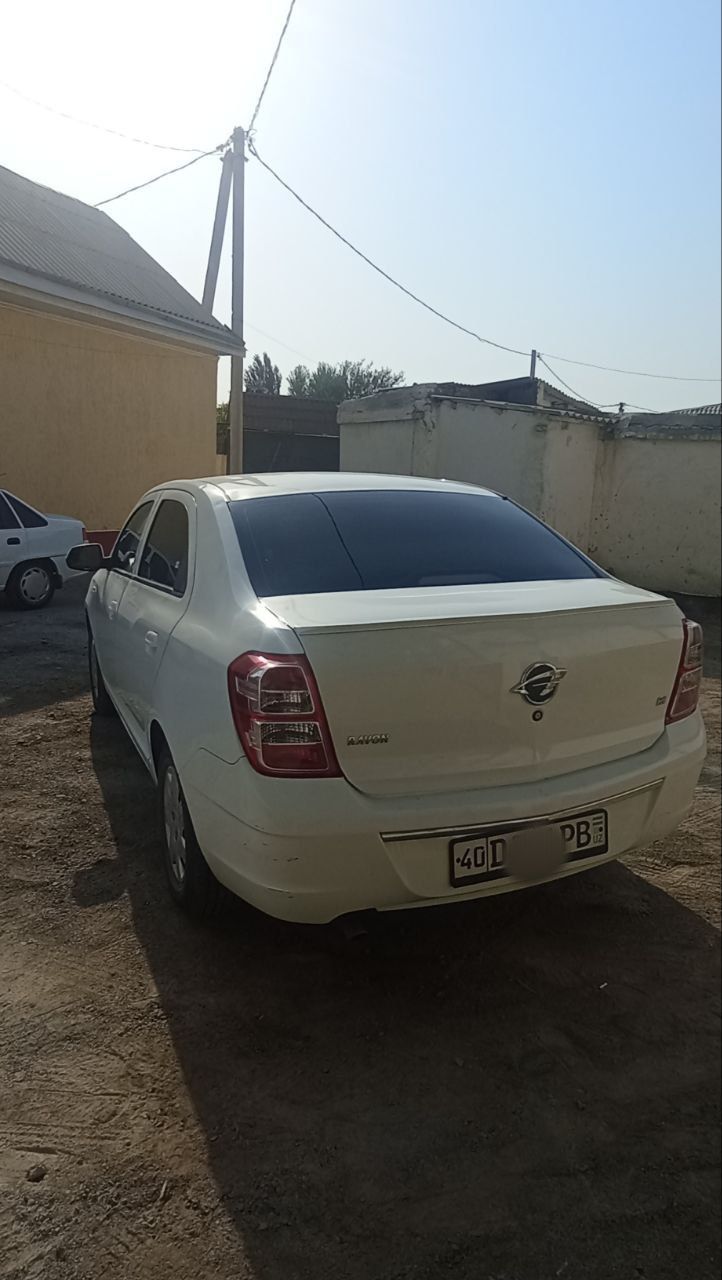 Atiga 500$ bilan Cobalt sizniki. Oʻzim minib yurgan moshina sotyapman