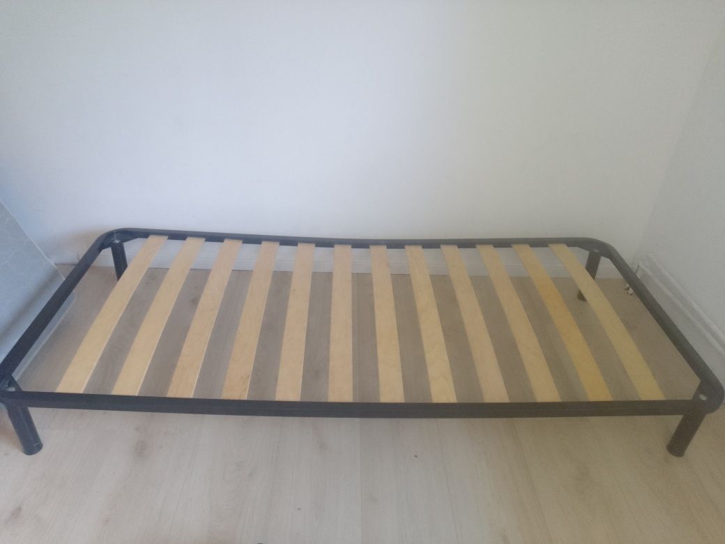 Pat single cadru metalic Jysk
