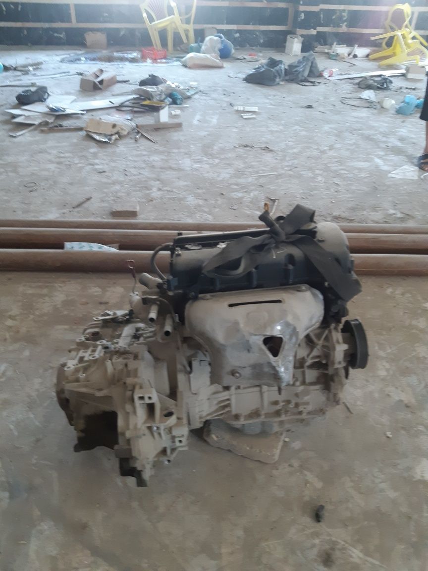 Hundai sanata mator bilan fara xammasi ishlaydi