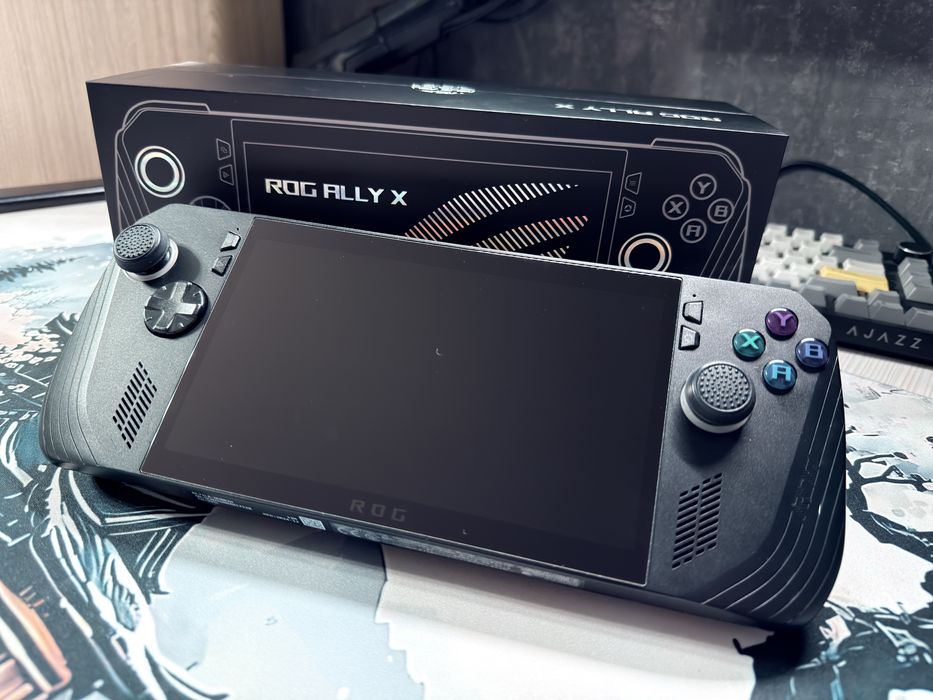 Игоровая консоль Asus Rog Ally X 1TB.