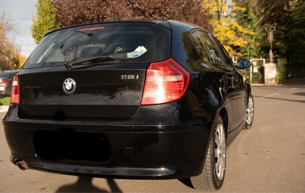 Vand BMW seria 1 benzina cu km reali