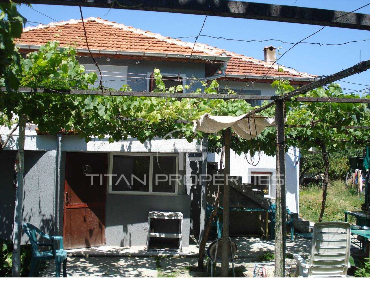Продава се Къща в с. Поройна, Област Пловдив - 84 кв.м за 405 €/кв.м - Снимка #1