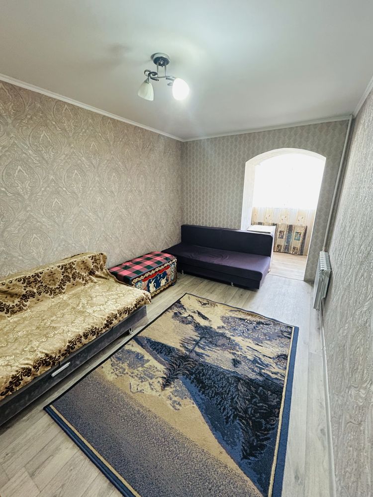 2 к.кв 56 кв м. в 8 мкр.