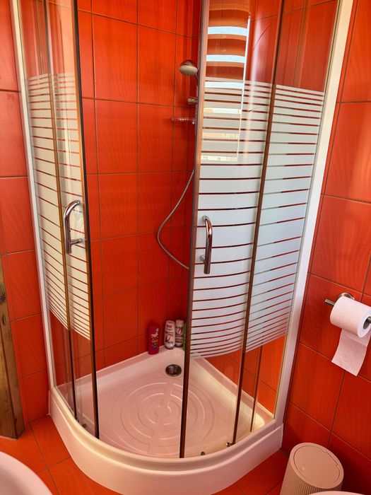 cabina dus stare foarte buna