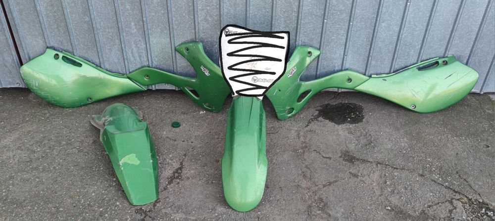 Aripa fata ktm,far,plăcute frână / carene Kawasaki kx