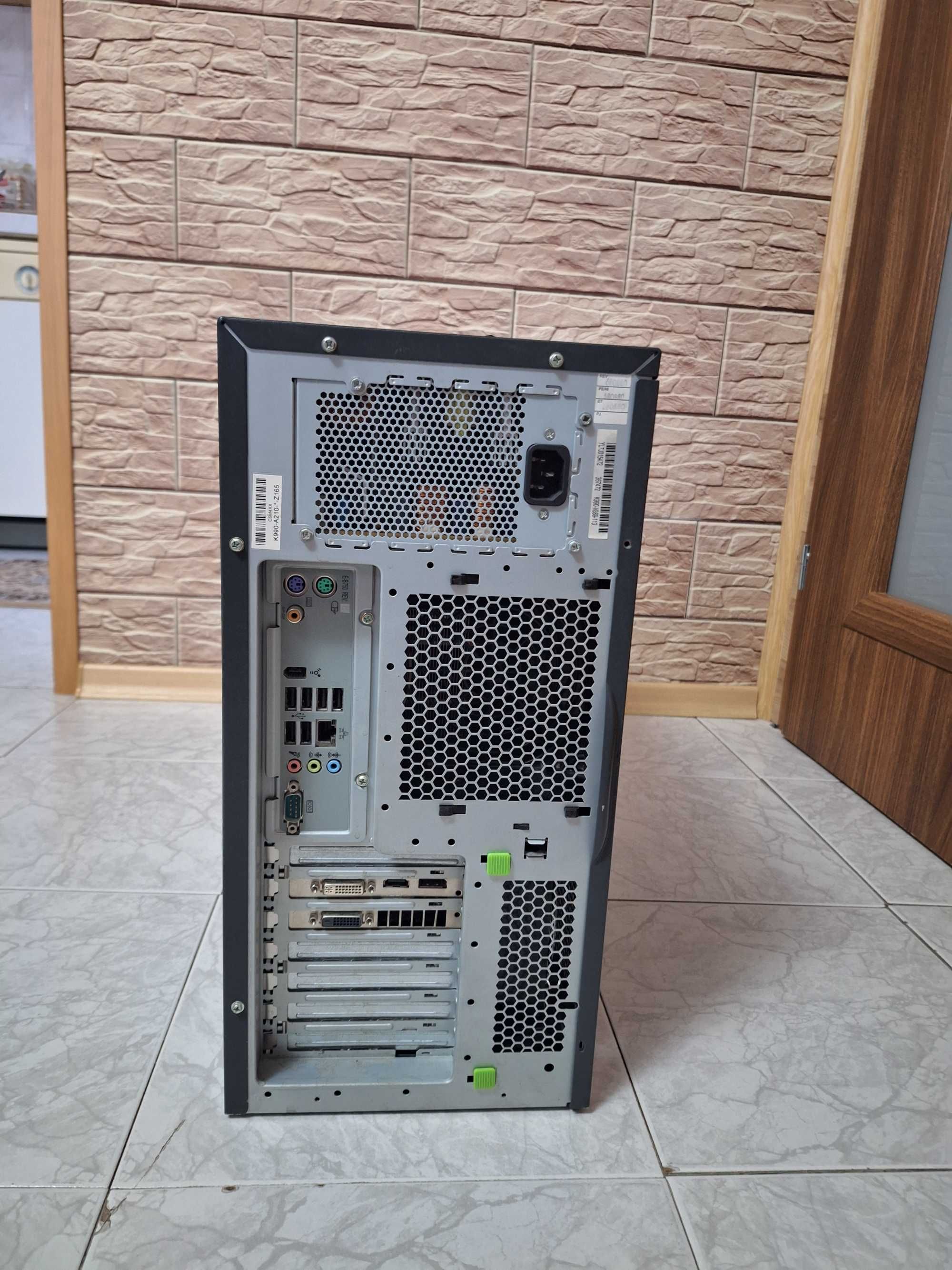 Работна станция Fujitsu Celcius M470 2