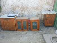 Продам кухни в среднем состоянии не дорого.