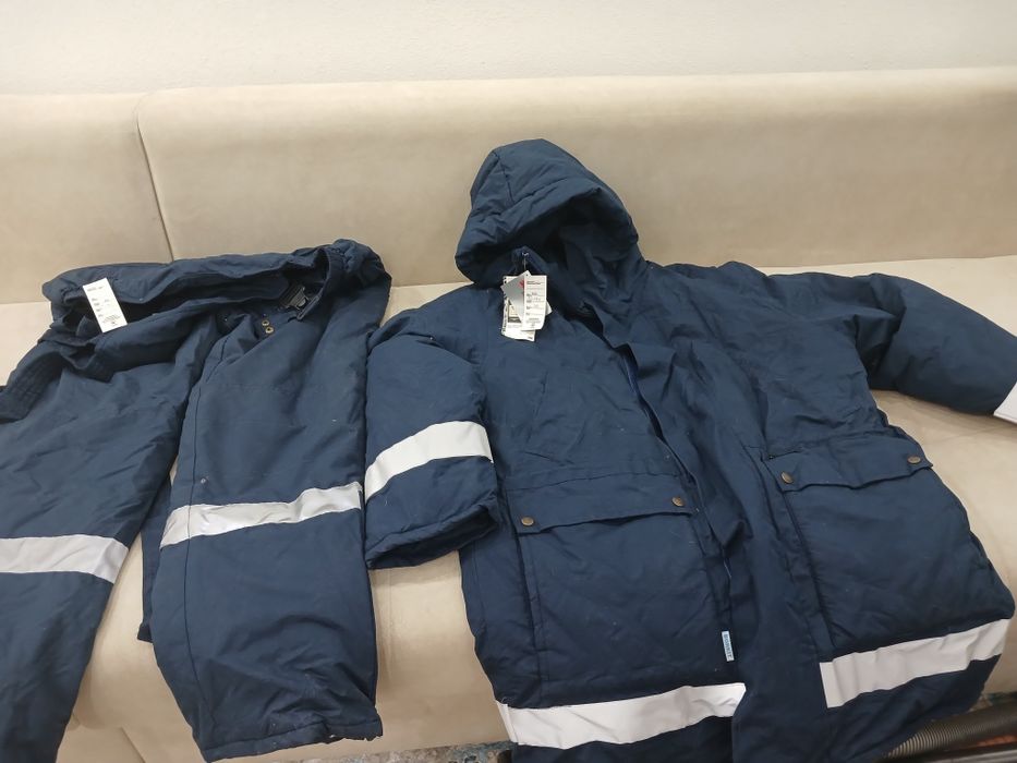 Рабочая новая куртка