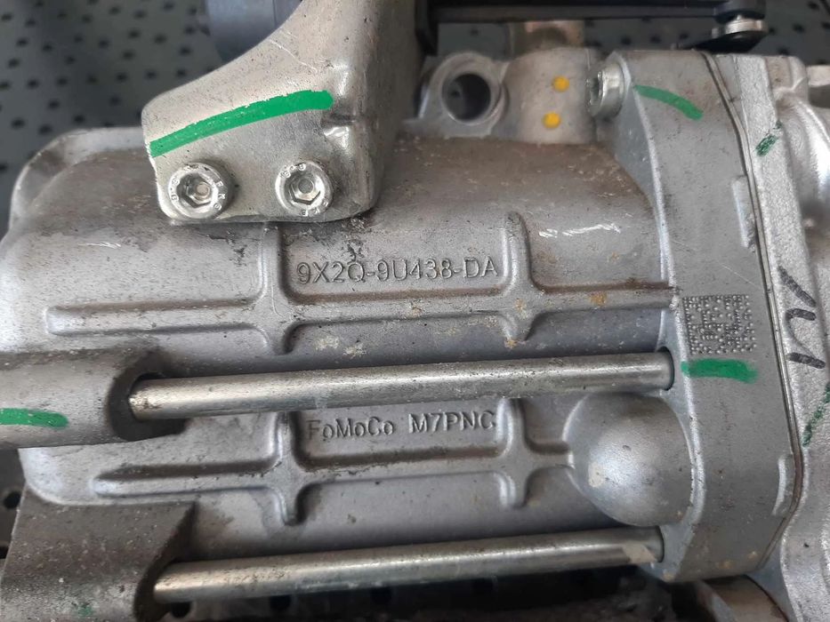 racitor gaze cu egr 3.0 d 306dt 4x4  land rover range rover sport 2 l494  9x2q-9u438-da  701881050