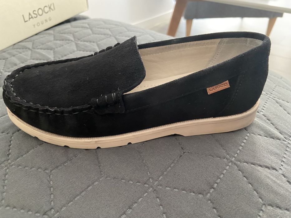 incaltaminte baiat( mocasini ca noi) adidasi