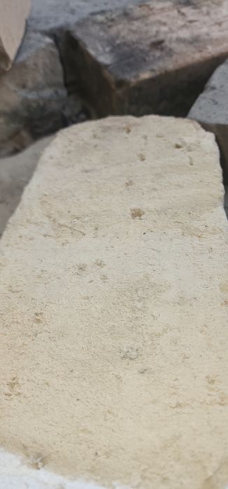 Пишган ғишт 600 сўм янги