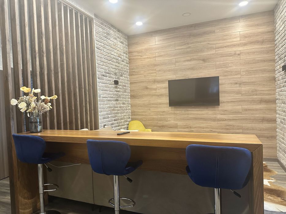 Сдается в аренду 3-х комнатная квартира. Ул Бабура 16, сталинка