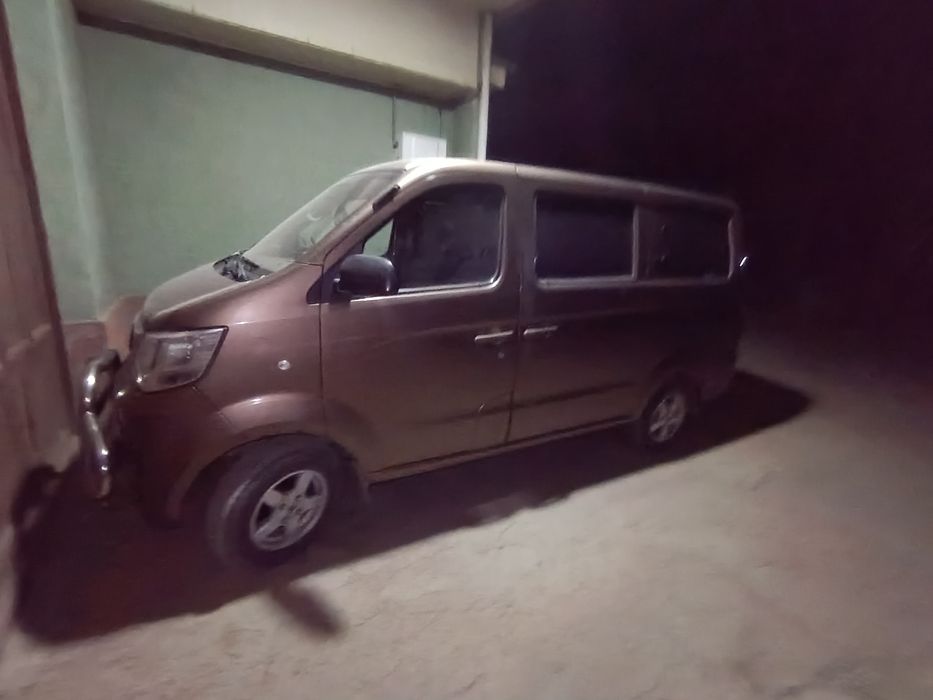 Xitoy damas hanfe admen bor niva uazga