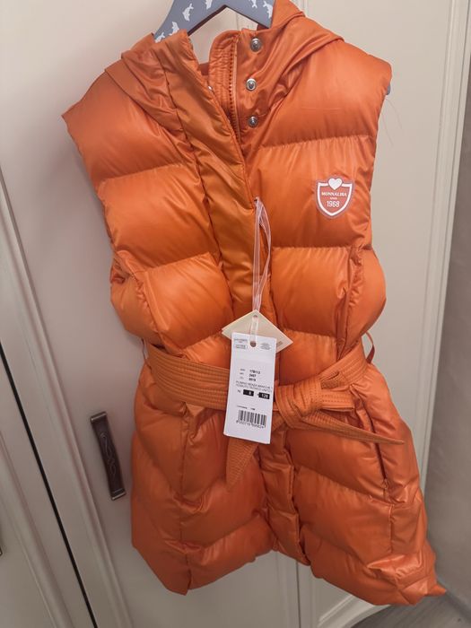 Monnalisa 8 г подплатен елек нов