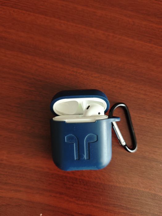 Кейс Airpods 2 оригинал