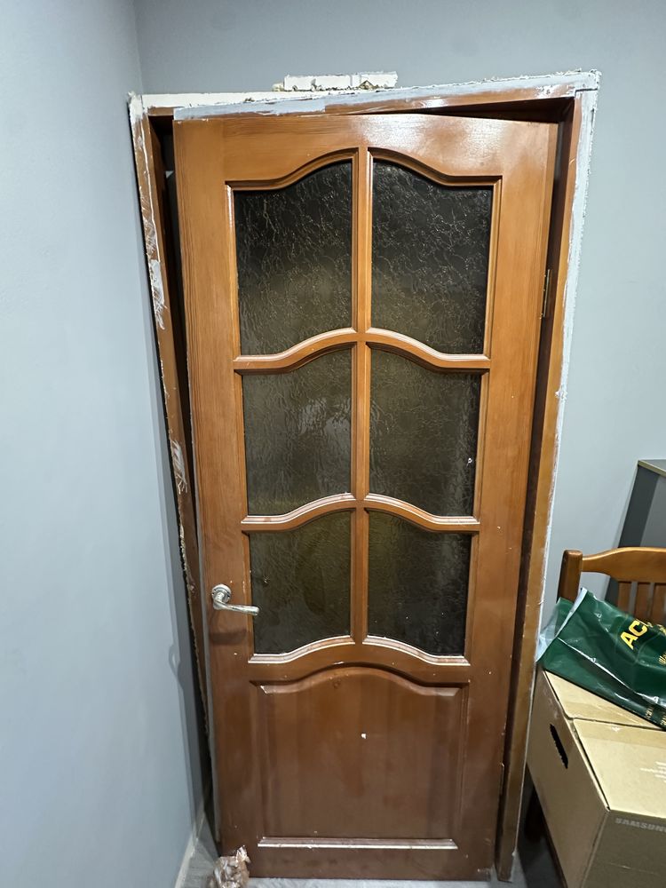 Продается двери из настоящего дерева