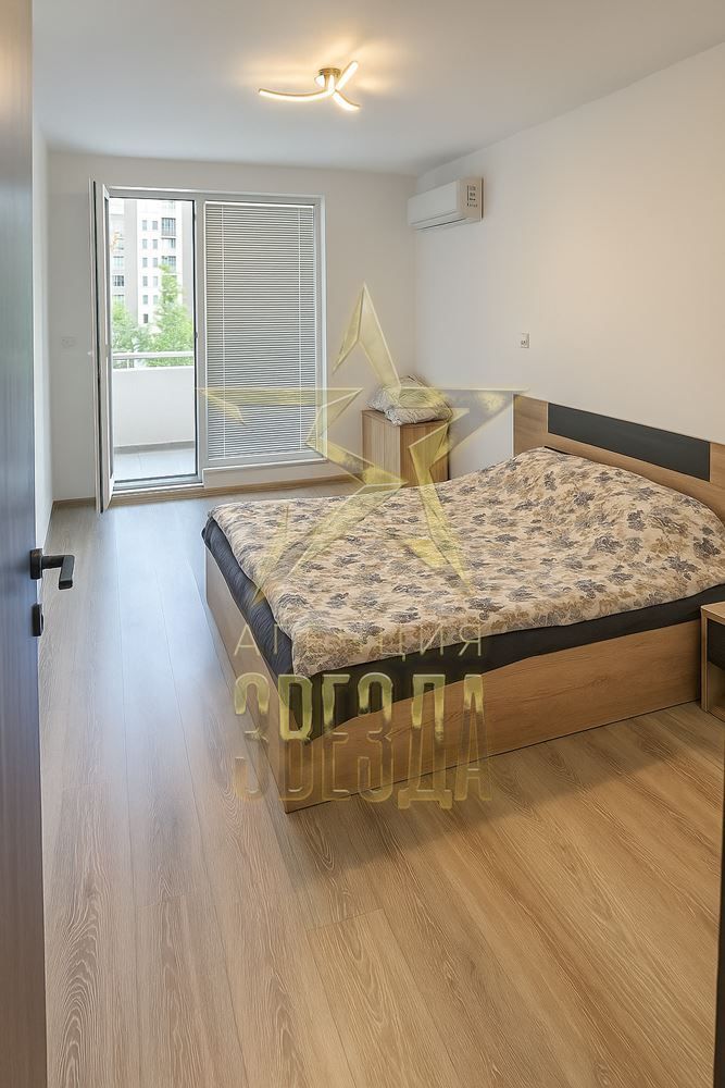 Продава се Двустаен апартамент в Пловдив, Южен - 68 кв.м за 1633 €/кв.м - Снимка #4