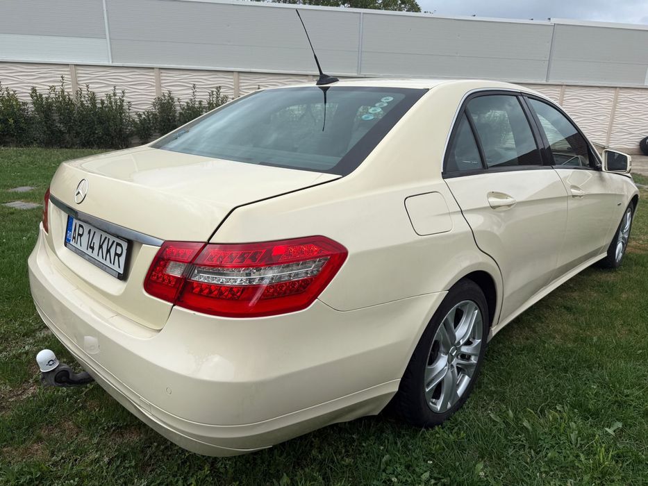 Mercedes E 220 W212 Automatic Xenon Masaj in scaune