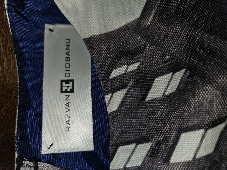 Vand rochie designer Razvan Ciobanu S/M noua