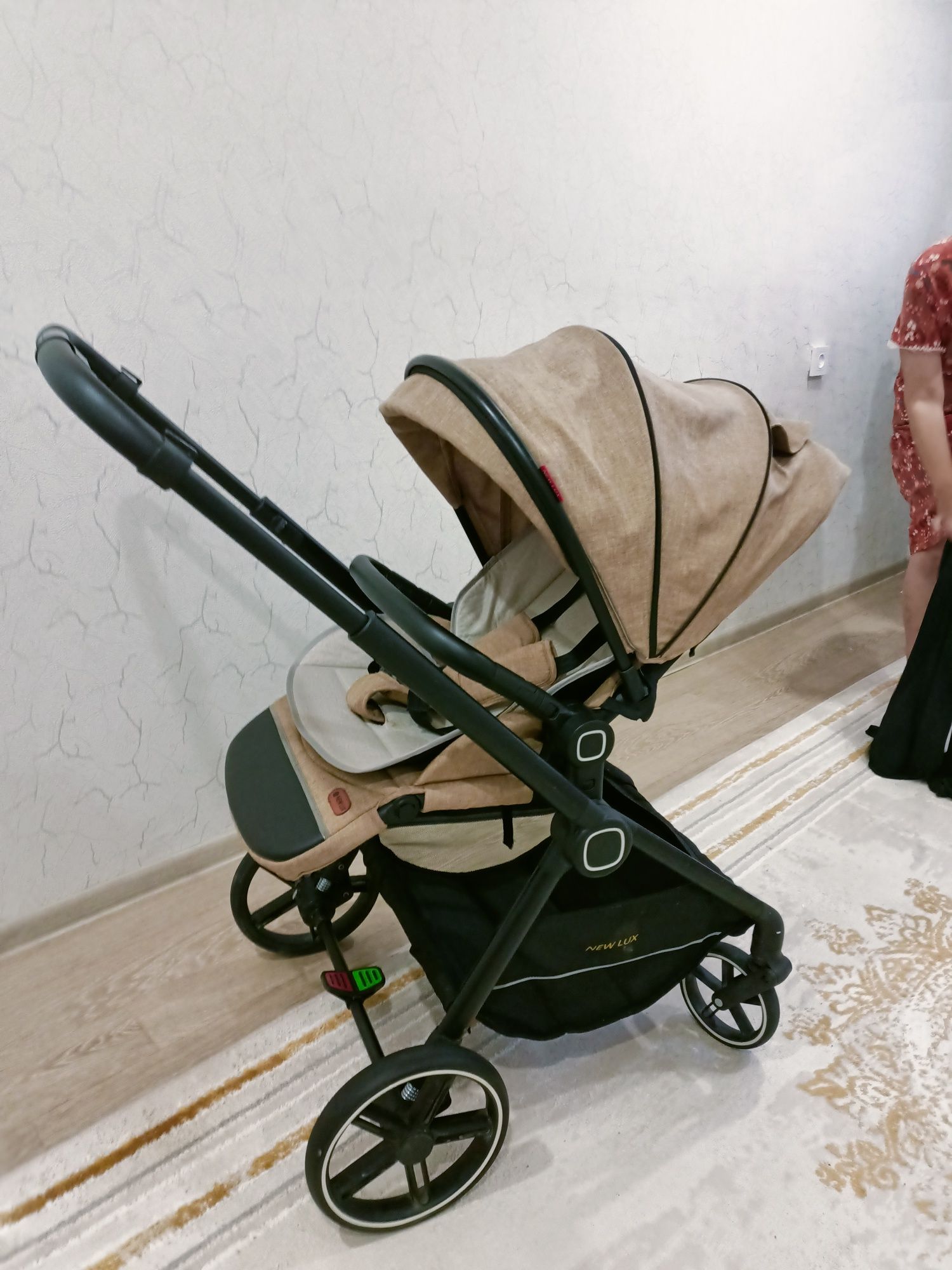 Коляска в отличном состоянии