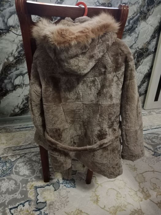 Продается шуба на девочку