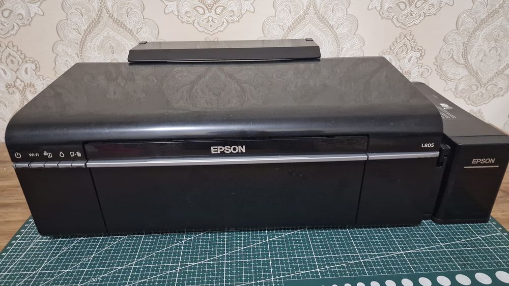 Epson L805 цветной принтер