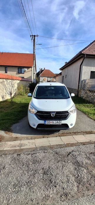 Dacia Lodgy Laureate, 7 locuri, benzina, motor 1.6 , an 2018