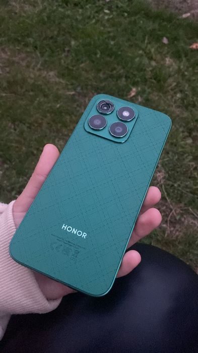 Honor x8b 799 lei