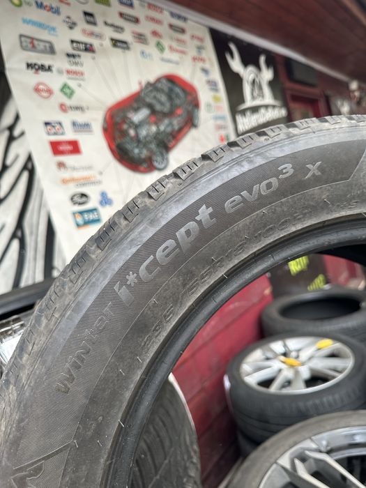 Vand set anvelope Hankook Winter i*cept evo3 x 235/55r18